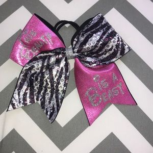 Cheer Bow